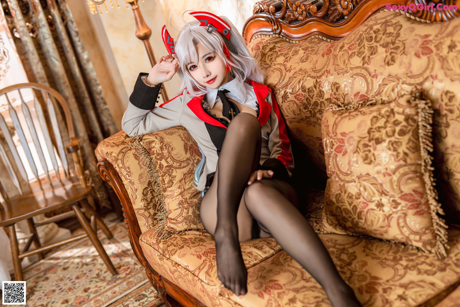 View - [Momoko葵葵] Prinz Eugen 欧根亲王 Teacher Ver. - ArtXGirl.com