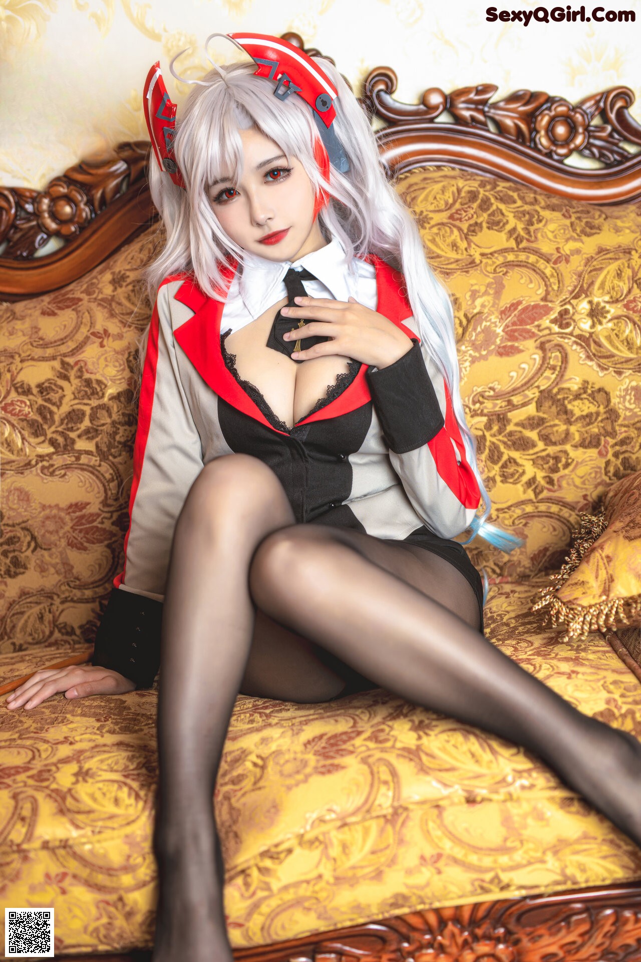 View - [Momoko葵葵] Prinz Eugen 欧根亲王 Teacher Ver. - ArtXGirl.com