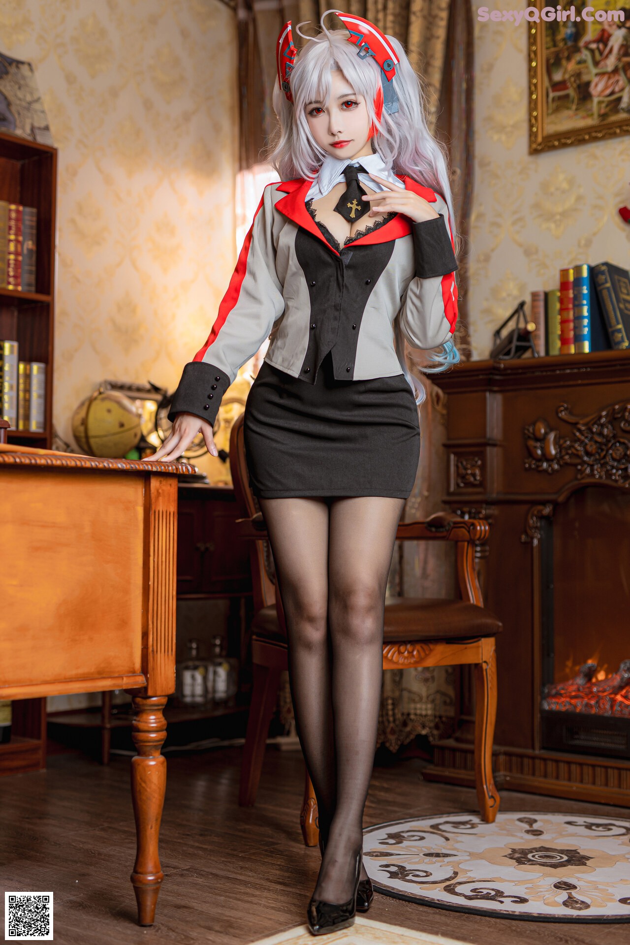 View - [Momoko葵葵] Prinz Eugen 欧根亲王 Teacher Ver. - ArtXGirl.com